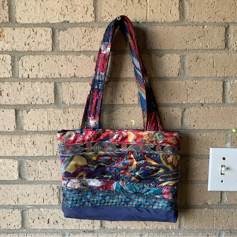 A Katie Bag by Katie Loper Fabric Patch Work Purse with Contrasting Stitch - Picture 3 of 16